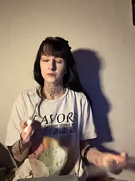 Seductively4 20 online show from May 2026 09:36:02 PM