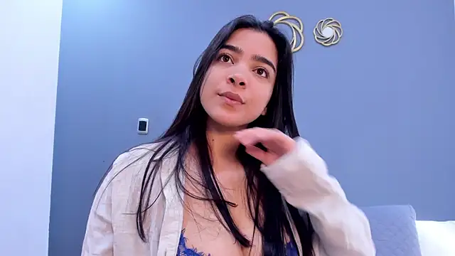 Snapshot of KamilaBetancourt chatting on June 2026 01:38:02 PM KamilaBetancourt online show from June 2026 01:38:02 PM