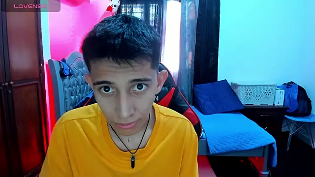 gomitaboy 1 online show from December 2025 08:30:02 PM