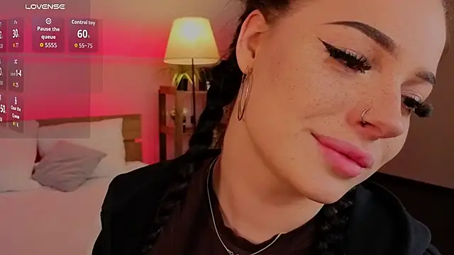 honey     bunny online show from April 2026 10:17:02 AM