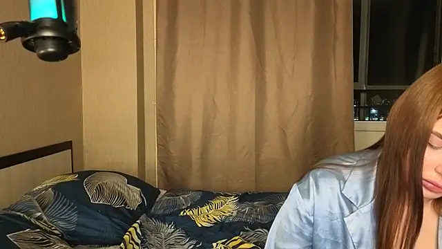 honey     bunny online show from November 2025 12:21:02 PM