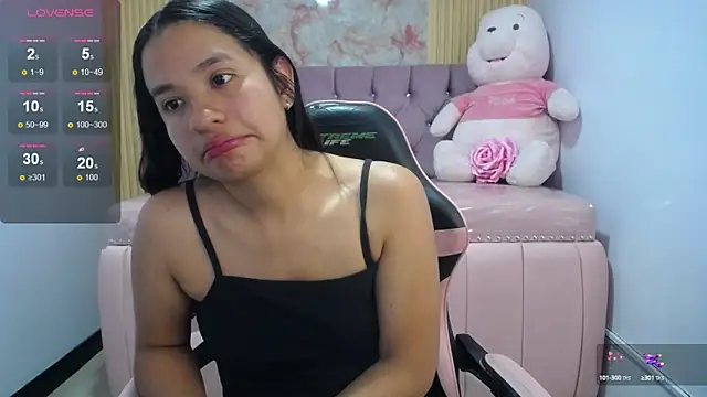 Irina evans s1 online show from September 2025 04:45:02 PM
