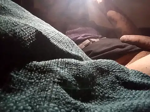 Tholel420 online show from November 2025 12:20:01 AM