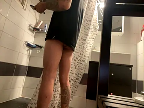 Tholel420 online show from November 2025 08:42:02 PM