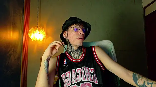 david huge online show from April 2026 04:29:02 AM