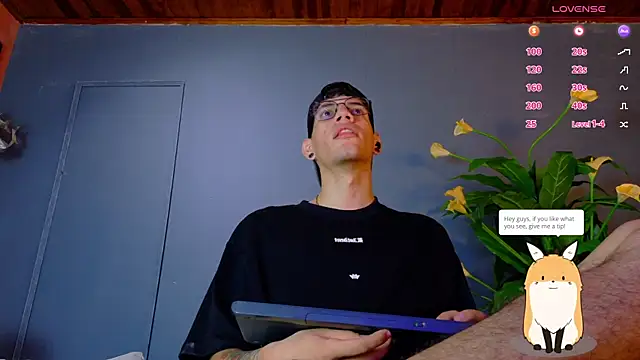 Snapshot of david_huge chatting on November 2025 01:26:02 PM david huge online show from November 2025 01:26:02 PM