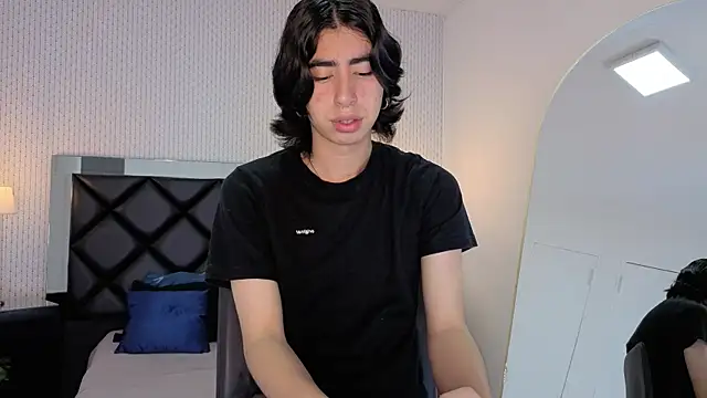 ryo light online show from September 2025 08:38:01 PM