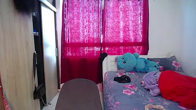 pink 7777 online show from February 2026 05:22:01 PM