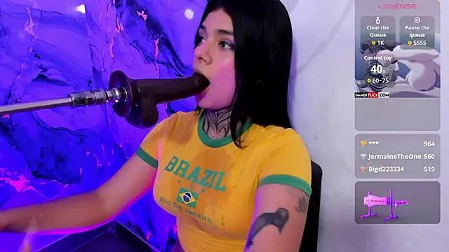 Emily Evo online show from February 2026 11:54:01 AM