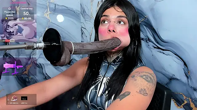 Emily Evo online show from October 2025 07:57:02 PM