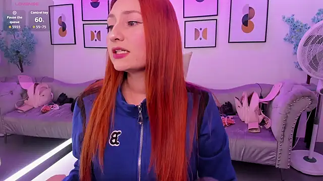 Alicia leclair online show from November 2025 07:39:01 PM