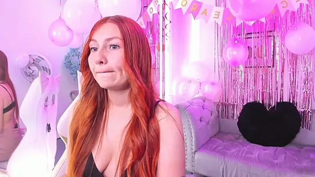 Alicia leclair online show from October 2025 04:00:02 AM