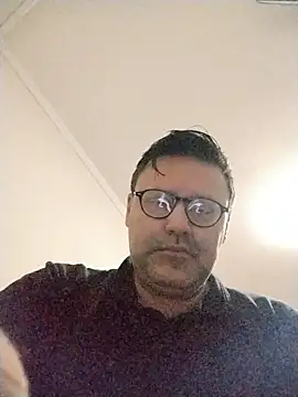 LeoMaduroSP online show from October 2025 12:28:01 PM