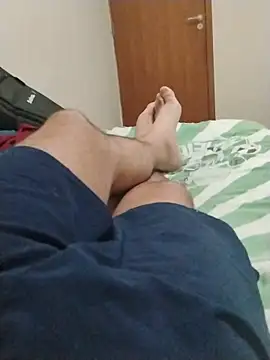 LeoMaduroSP online show from December 2025 03:28:02 AM