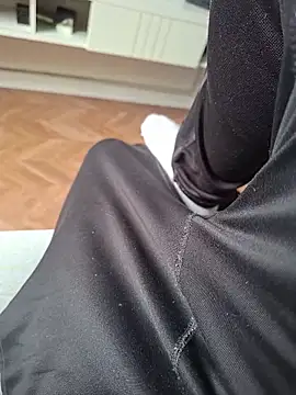LeoMaduroSP online show from June 2026 03:28:01 PM