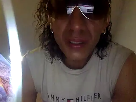 Snapshot of JotaXtremoDuro chatting on May 2026 02:08:01 AM JotaXtremoDuro online show from May 2026 02:08:01 AM