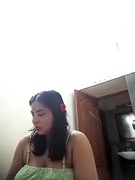 Snapshot of srimasrima chatting on November 2025 05:33:01 AM srimasrima online show from November 2025 05:33:01 AM