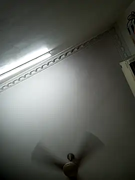 Snapshot of srimasrima chatting on November 2025 05:35:01 PM srimasrima online show from November 2025 05:35:01 PM