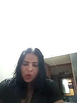 Snapshot of srimasrima chatting on October 2025 10:32:02 PM srimasrima online show from October 2025 10:32:02 PM