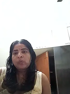 Snapshot of srimasrima chatting on January 2026 12:39:01 AM srimasrima online show from January 2026 12:39:01 AM