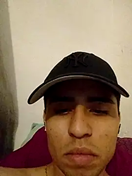 RSantilMorgt online show from April 2026 11:33:02 PM