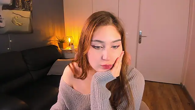 Lili Luuu online show from March 2026 09:11:01 AM