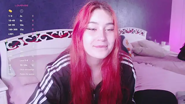 Lili Luuu online show from January 2026 03:21:02 AM