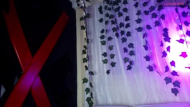 ivonne diaz1 online show from November 2025 02:23:02 AM