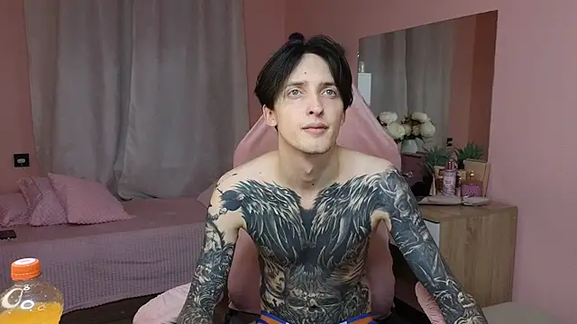 Snapshot of Martin_Jin chatting on October 2025 12:26:02 PM Martin Jin online show from October 2025 12:26:02 PM