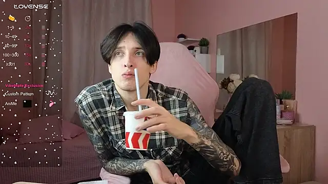 Snapshot of Martin_Jin chatting on November 2025 12:10:02 PM Martin Jin online show from November 2025 12:10:02 PM