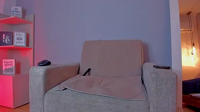 KylliamLevis online show from March 2026 03:44:01 AM