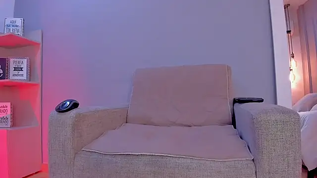 KylliamLevis online show from February 2026 08:44:01 PM