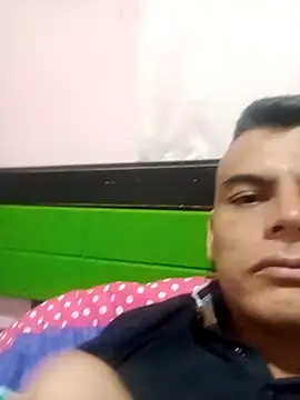 ozama423 online show from September 2025 02:07:02 AM