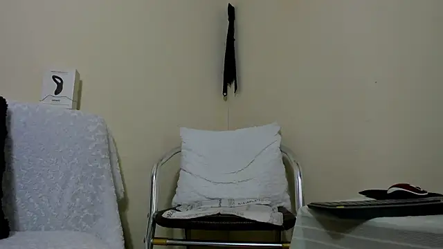 Snapshot of Alan_Fire chatting on November 2025 03:07:01 AM Alan Fire online show from November 2025 03:07:01 AM