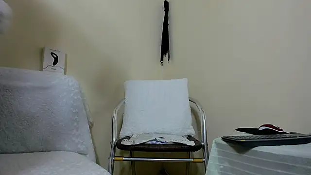 Snapshot of Alan_Fire chatting on November 2025 10:34:02 PM Alan Fire online show from November 2025 10:34:02 PM