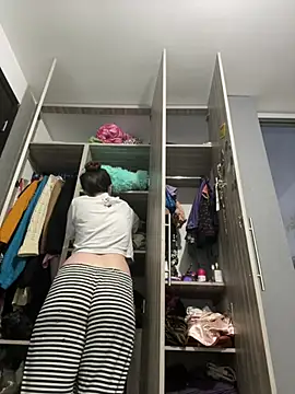 Megan colsom online show from January 2026 11:19:02 PM