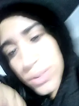 Samantha hotly online show from November 2025 12:47:02 AM