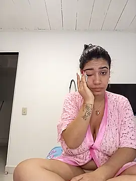 Samantha hotly online show from November 2025 08:50:01 AM