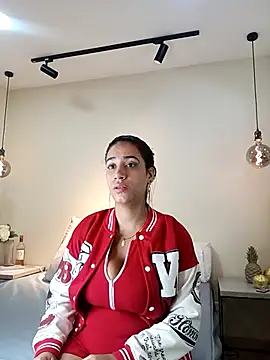 Samantha hotly online show from September 2025 12:31:02 PM