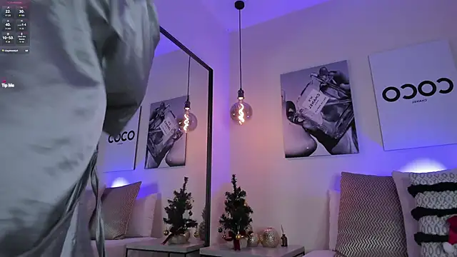 Samantha hotly online show from December 2025 05:03:01 PM