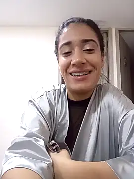 Samantha hotly online show from October 2025 01:56:02 PM