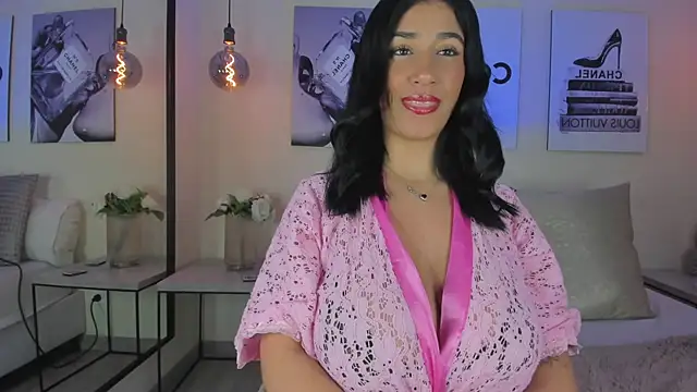 Snapshot of Samantha_hotly chatting on June 2026 08:04:01 AM Samantha hotly online show from June 2026 08:04:01 AM