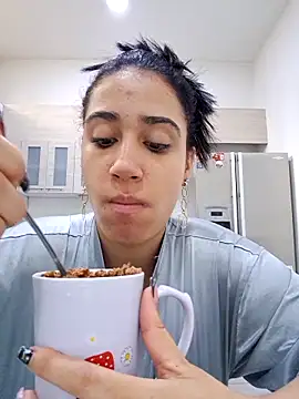 Samantha hotly online show from February 2026 01:57:02 PM