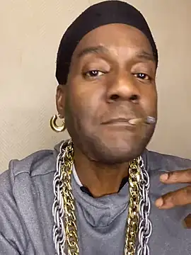 Kingdinyxxx online show from October 2025 07:15:02 PM