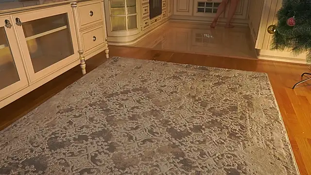 EadlinGillim online show from December 2025 03:06:02 AM