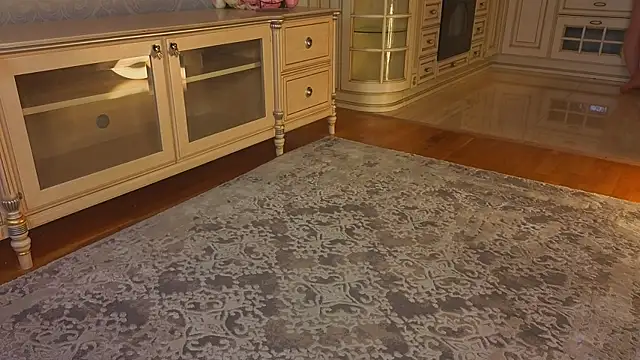 EadlinGillim online show from December 2025 03:05:02 AM