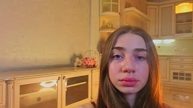 EadlinGillim online show from November 2025 03:07:01 AM