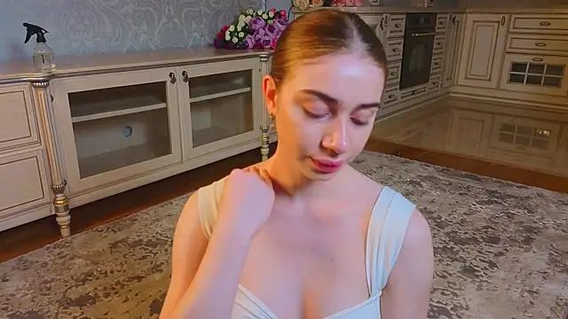 EadlinGillim online show from September 2025 03:18:01 AM