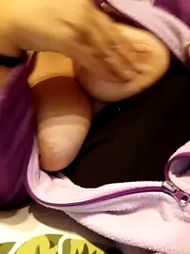 fuffettina online show from November 2025 04:52:02 PM