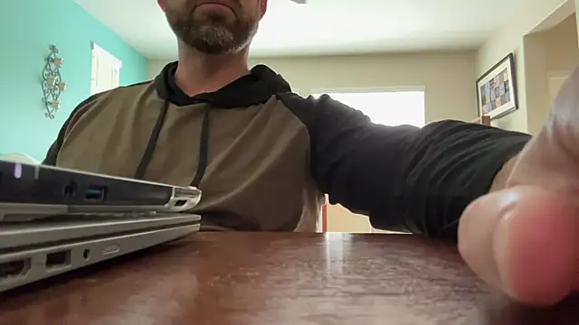 spongers1402 online show from March 2026 09:52:01 PM